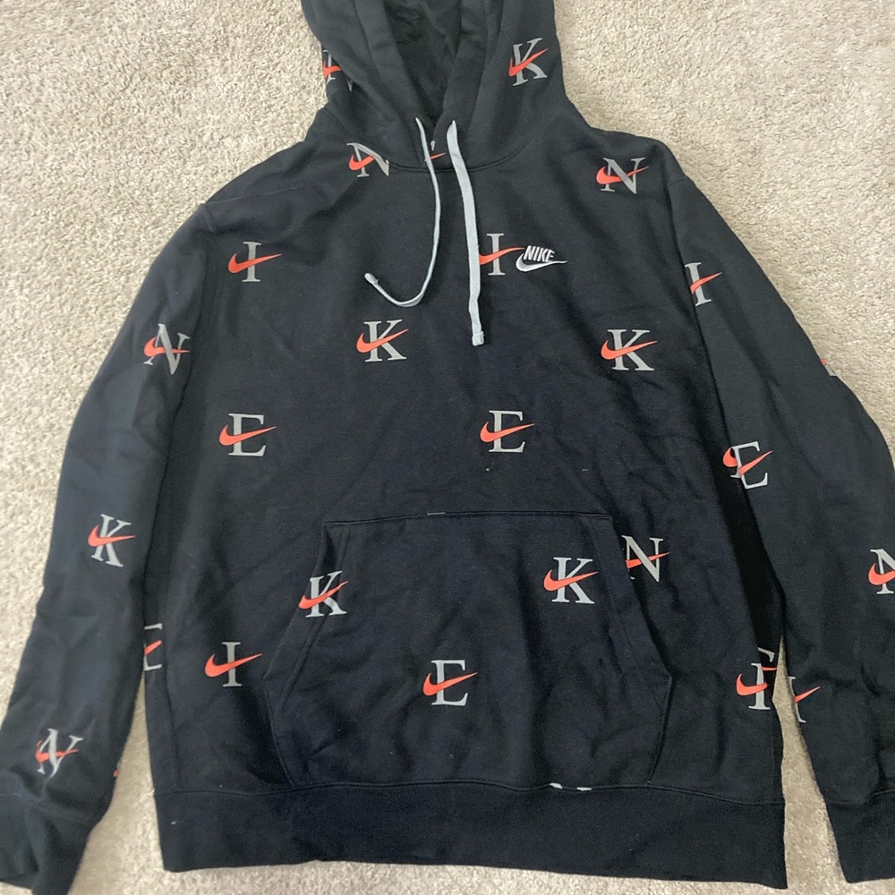 Nike men’s hoodie size XL